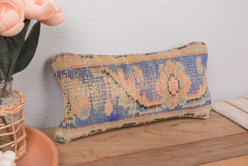 Blaues und oranges Southwestern-Stickkissen, vielseitiges 8x16-Wurfkissen