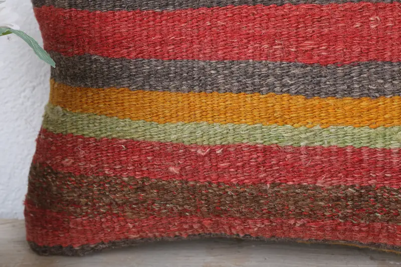 Boho Chic Pillow Case, Pillow Sham, Kilim Pillow Cover, Gift Pillow, Vintage Kilim Pillow, Outdoor Patio Pillow, 8x16 Red Pillow, Yoga Pillow Cover - 3