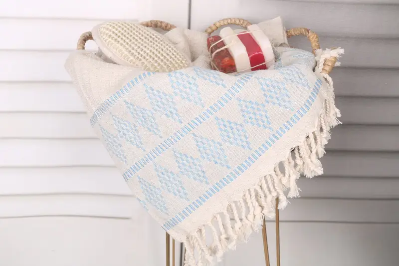 Lightweight Turkish towel for beach, Cotton towel, Wedding Gift, 70x36 Linen Kilim Design Towel, Luxury Beach Towel, Gift For Her, Memorial Gift - 2