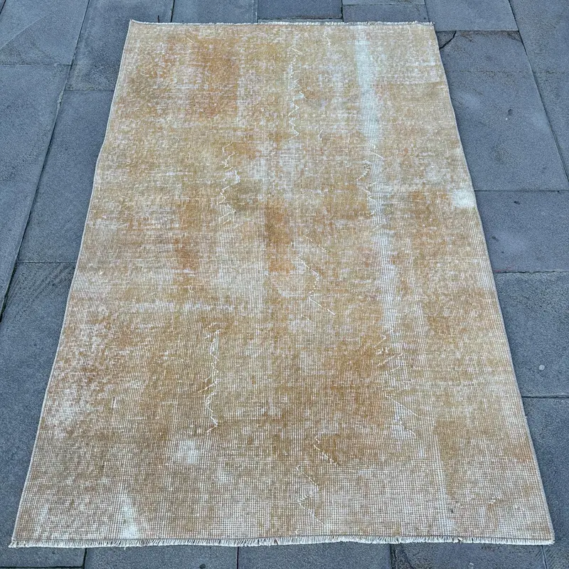 オレンジベージュの花柄ラグ、3.5x5.4フィートのシックな装飾