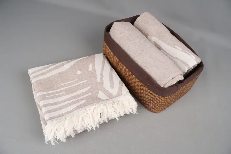 Gift Boxes Towel, Gift For Her, Lightweight Turkish towel, Turkish Towel Beach, Organic Cotton Towel, Gym Towel, 70x40 Cotton Floral Design Towel - 6