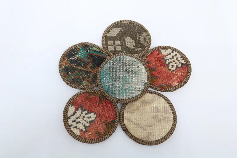 Roter und bronzefarbener Kelim-Untersetzer, einzigartiger Boho-Wohndekor-Untersetzer