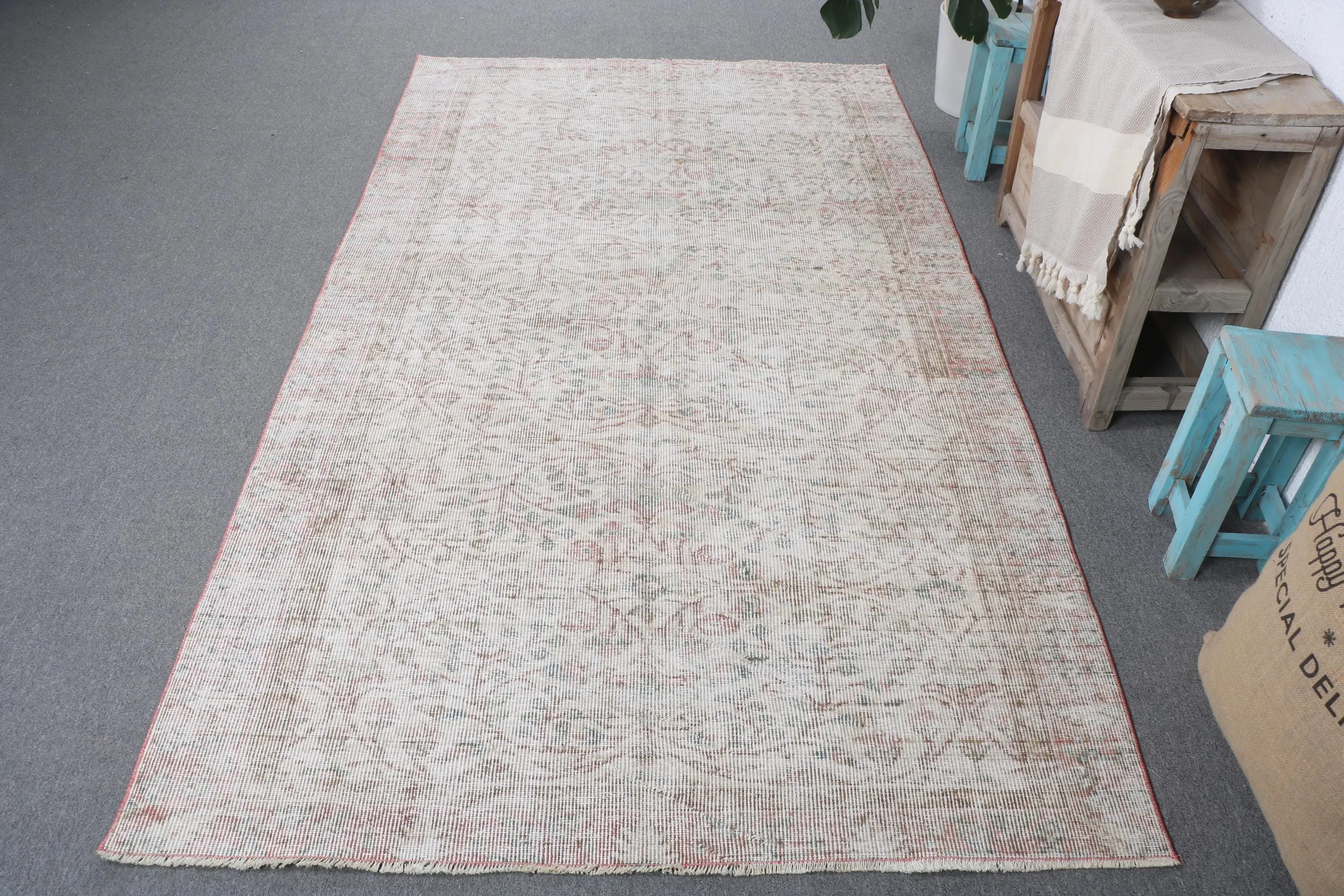 Turkish 4.5x8.2 ft Rug, Vintage Rug, White Polka dot Wool Rug - 1