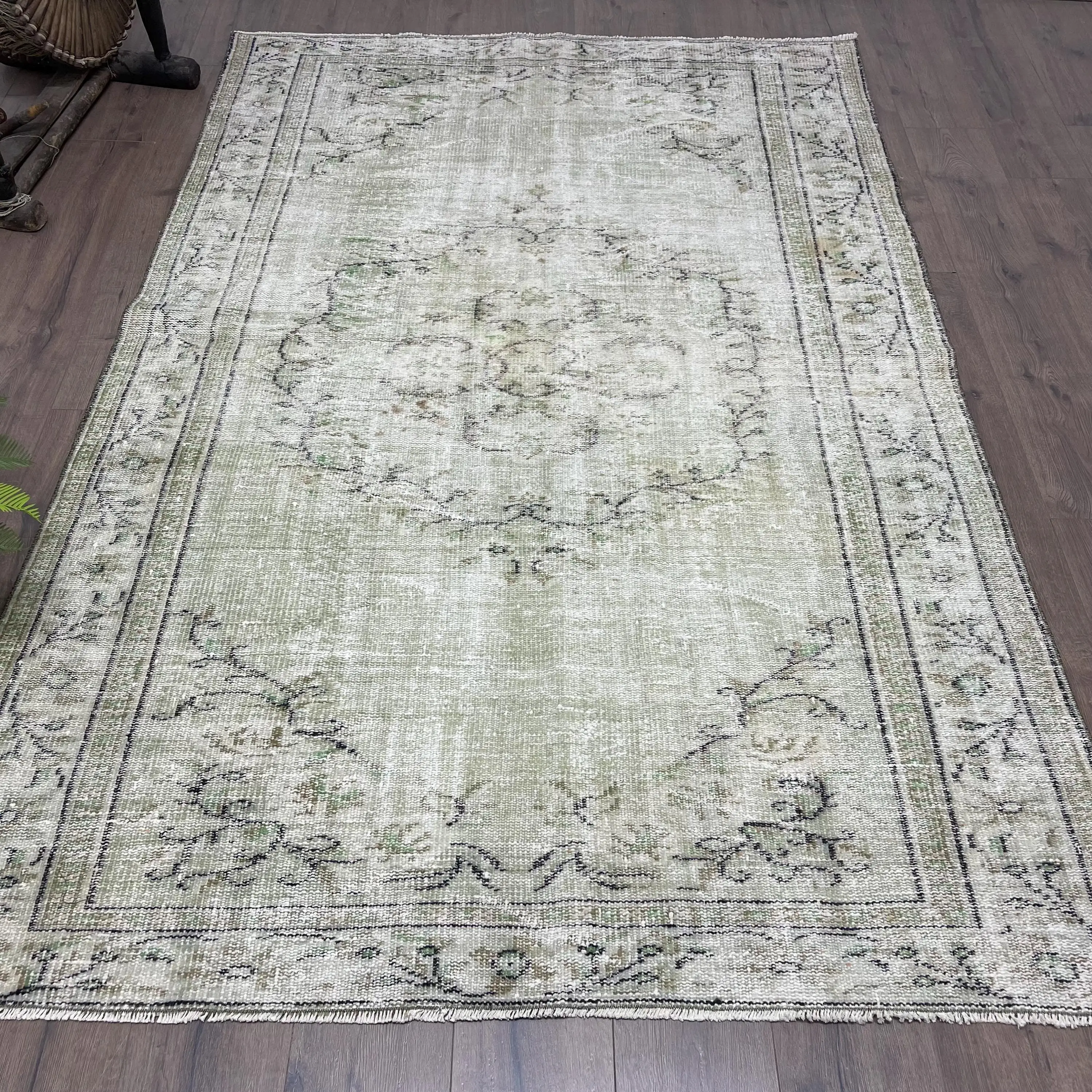 ヴィンテージラグ 161x237cm グレーイカットトルコ絨毯 - 1
