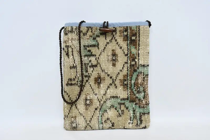 調節可能なストラップキリムバッグ、ゴシックアールデコウールクロスボディバッグ