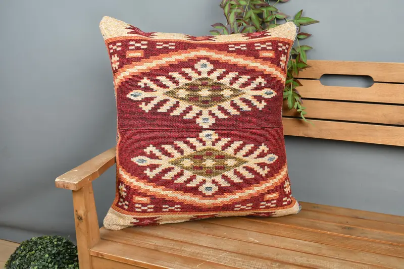 Almohada Southwestern bordada bordada roja y verde, almohada de lanzamiento hecha a mano 24x24 pulgadas