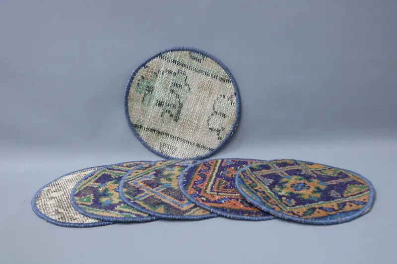 Blaues und beiges Kelim-Tischset, elegante türkische Teppich-Tischdekoration