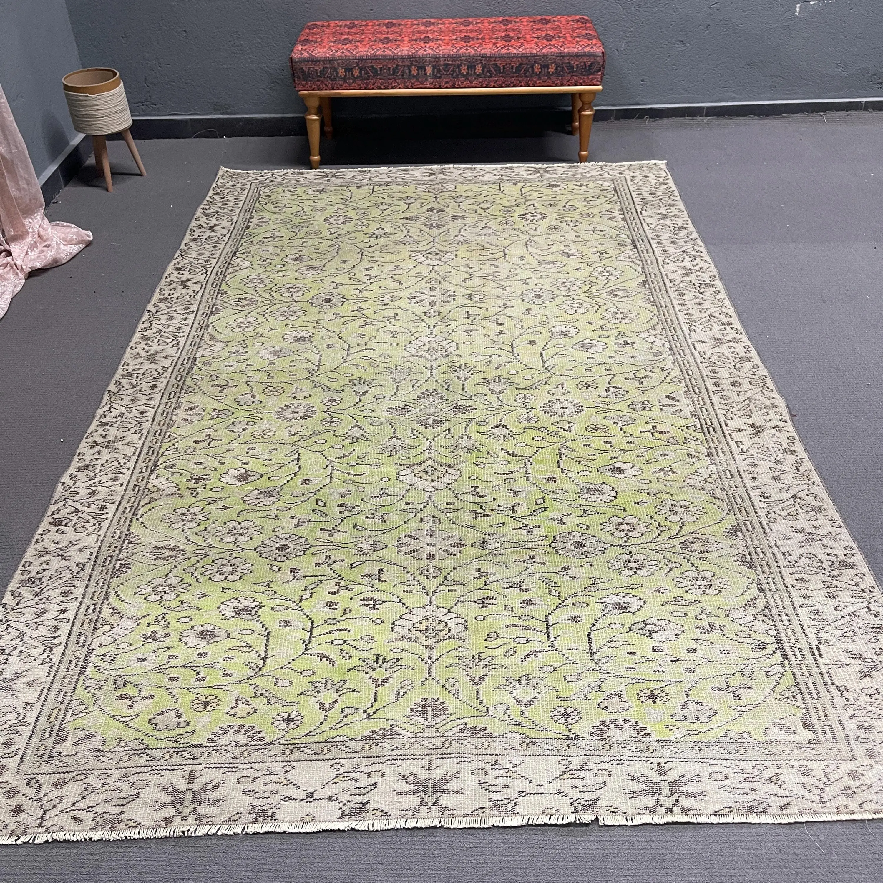 Vintage 6,1x9,4 ft Teppich, großer türkischer Teppich, grün grau floraler Wollteppich - 1