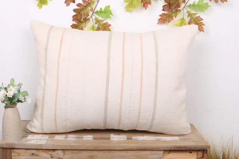 Beige & Braun besticktes Patchwork Kissen, handgemachtes rechteckiges Wurfkissen