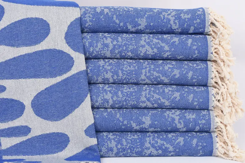 Quick-dry towel, Bridesmaid Favors, Turkish bath towel, 70x40 Cotton Turtle Design Towel, Lightweight Turkish towel, Embroidered Beach Towel - 2