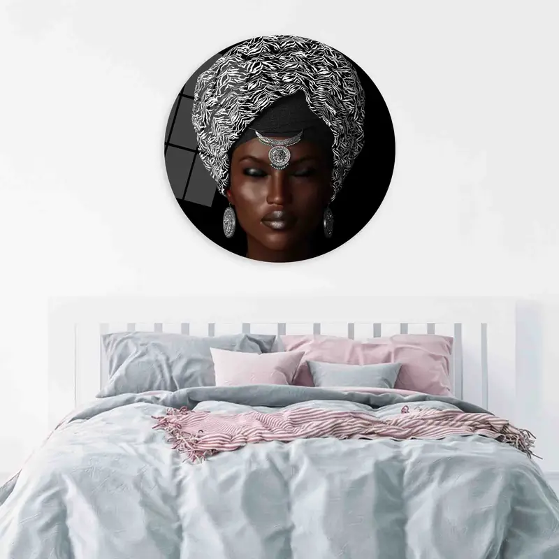 Elegant African Woman Canvas Print: Vibrant, Beautiful Art