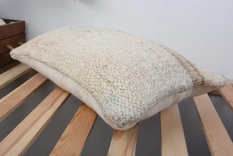 Vintage Kilim Pillow, Handmade Kilim Cushion, 12x20 Beige Pillow Sham, Bench Cushion Case, Kilim Pillow Cover, Cushion Case, Couch Cushion Cover - 6