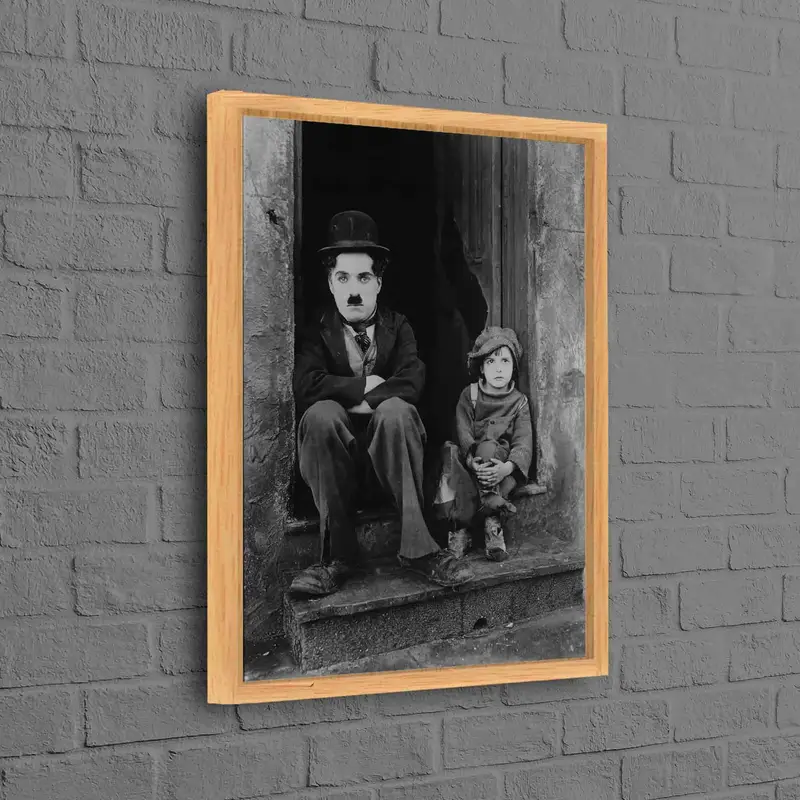 Kanvas Tablo: Chaplin'in Canlı Baskıda Zamansız Cazibesi