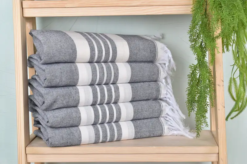 Turkish fouta towel for outdoor use, Gift For Mom, Personalized Turkish Towel, 70x40 Cotton Striped Towel, Lightweight Turkish towel, Thin towel - 1