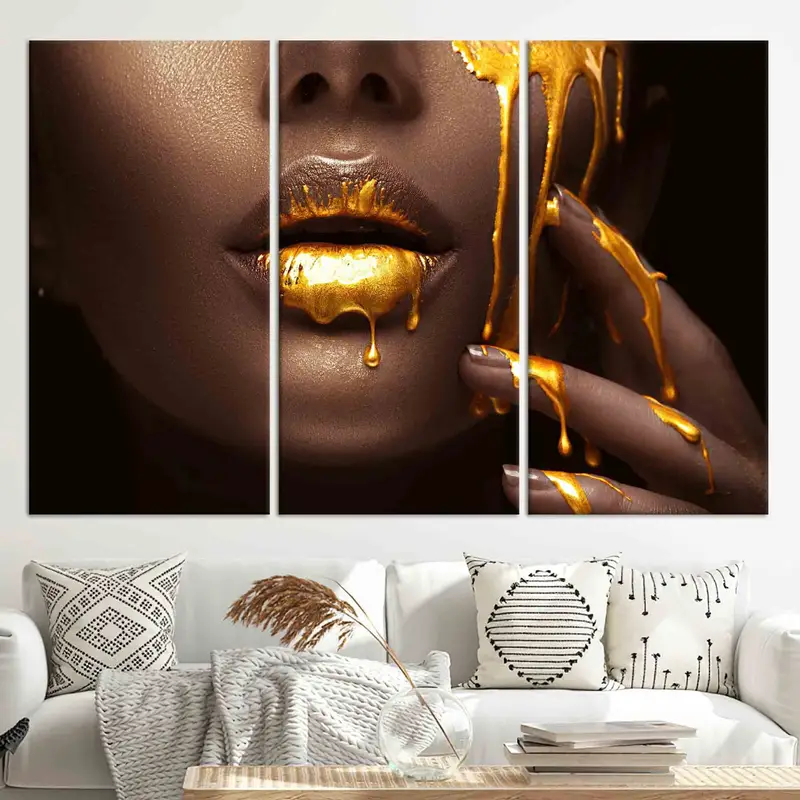 ゴールデン ビューティー: エレガントなアフリカの女性 ゴールド リップ キャンバス プリント