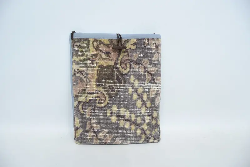 ヴィンテージモチーフのボヘミアンウールショルダーバッグ、キリムバッグ