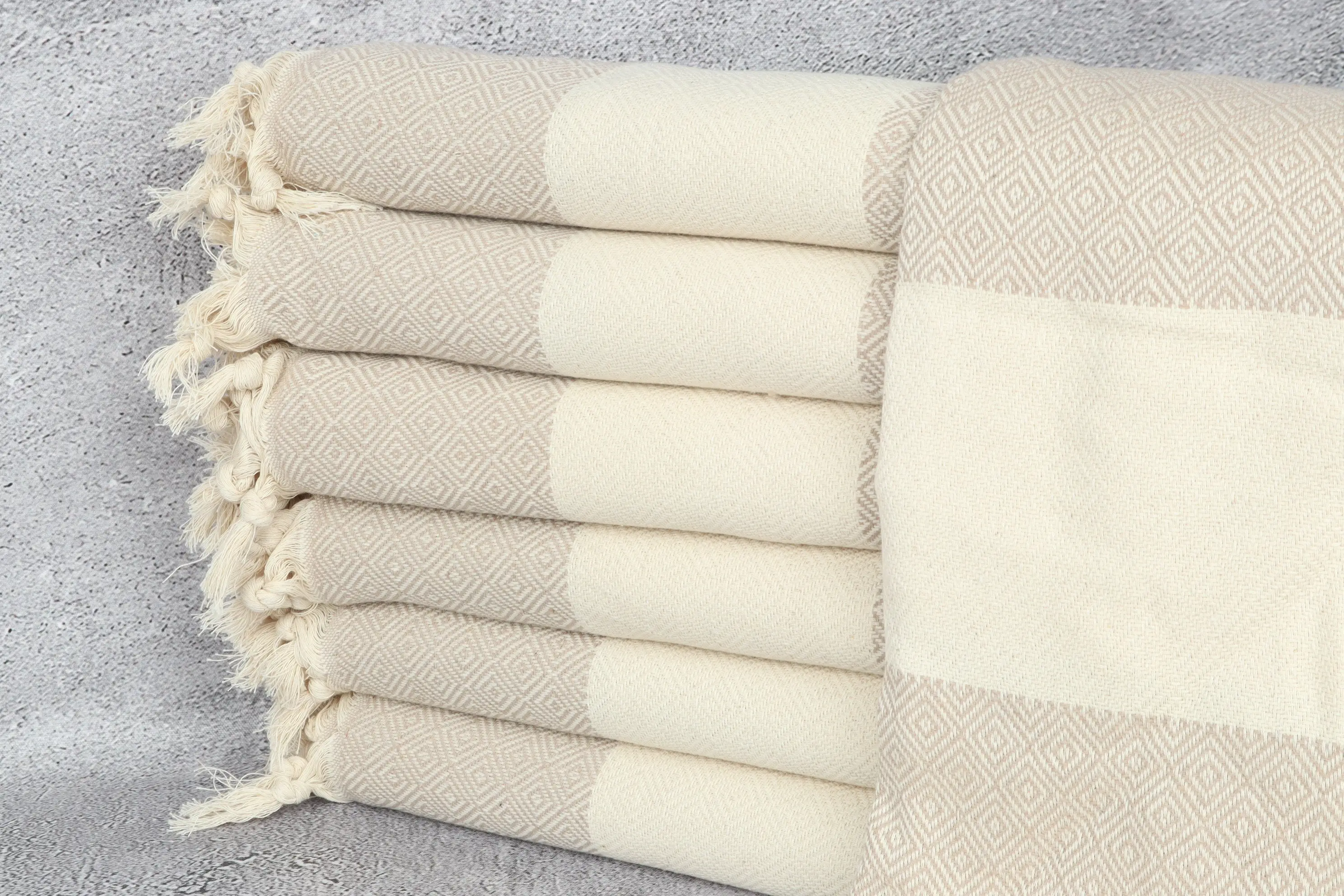 Diamond Towel Monogram Organic Cotton Beige Bath Towel, 40x71 Inches - 1