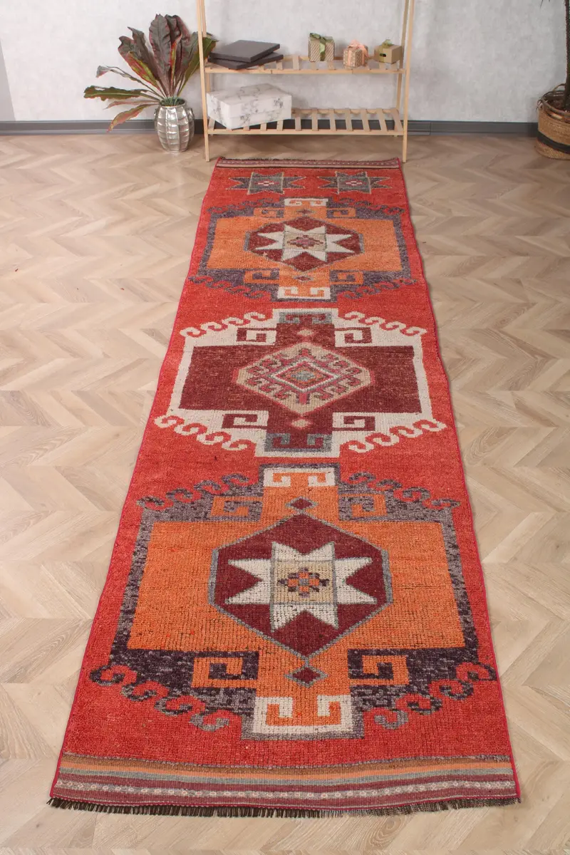 3.2x11.3 ft Vintage Halı, Türk Yolluk Halısı, Kırmızı Turuncu Çiçekli Halı - 1