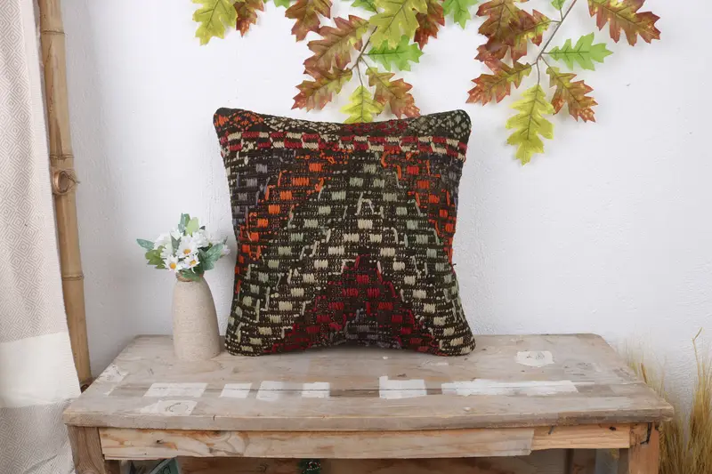 Oriental Pillow Cover, Vintage Cushion, Boho Pillow Sham Cover, Pillow Cover, Vintage Kilim Throw Pillow, 16x16 Red Cushion Cover, Gift Pillow - 1