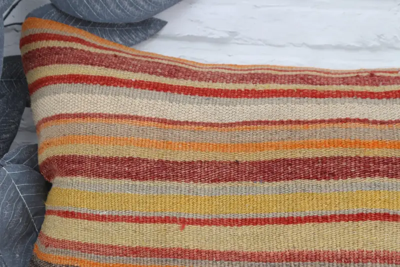 Accent Pillow Case, Vintage Kilim Throw Pillow, Handmade Kilim Cushion, 16x24 Yellow Cushion Cover, Throw Kilim Pillow, Cushion Case - 2