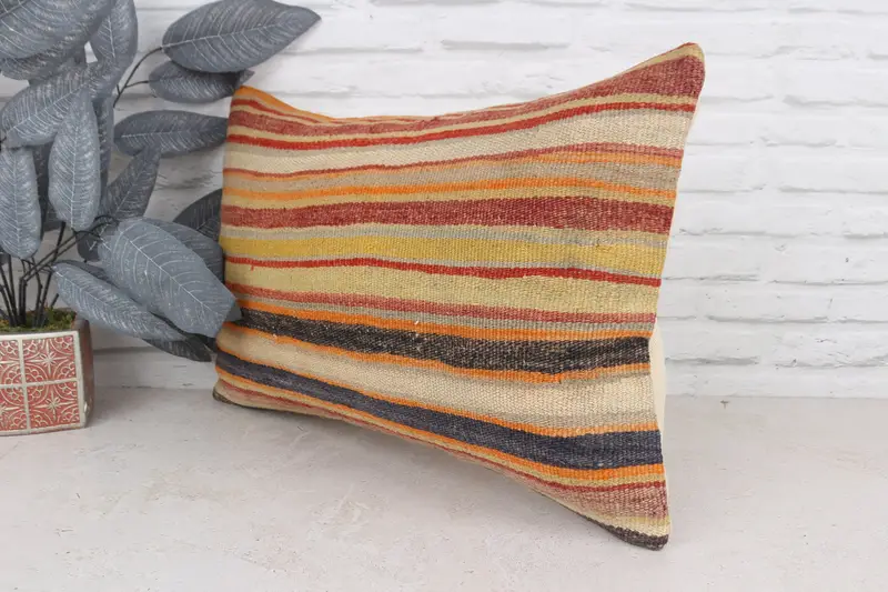 Accent Pillow Case, Vintage Kilim Throw Pillow, Handmade Kilim Cushion, 16x24 Yellow Cushion Cover, Throw Kilim Pillow, Cushion Case - 4