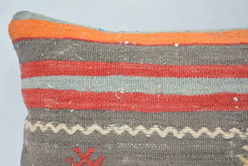 Kilim Pillow, Vintage Throw Cushion, Gift Pillow, 12x24 Red Cushion Case, Pillow, Handmade Throw Cushion Case, Vintage Kilim Throw Pillow - 2