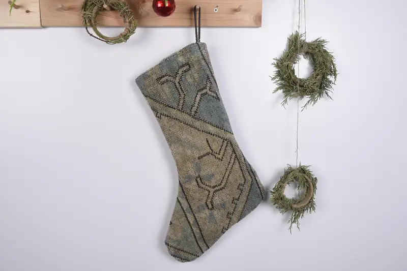 Calcetín navideño con diseño festivo de Kilim y alfombra antigua duradera