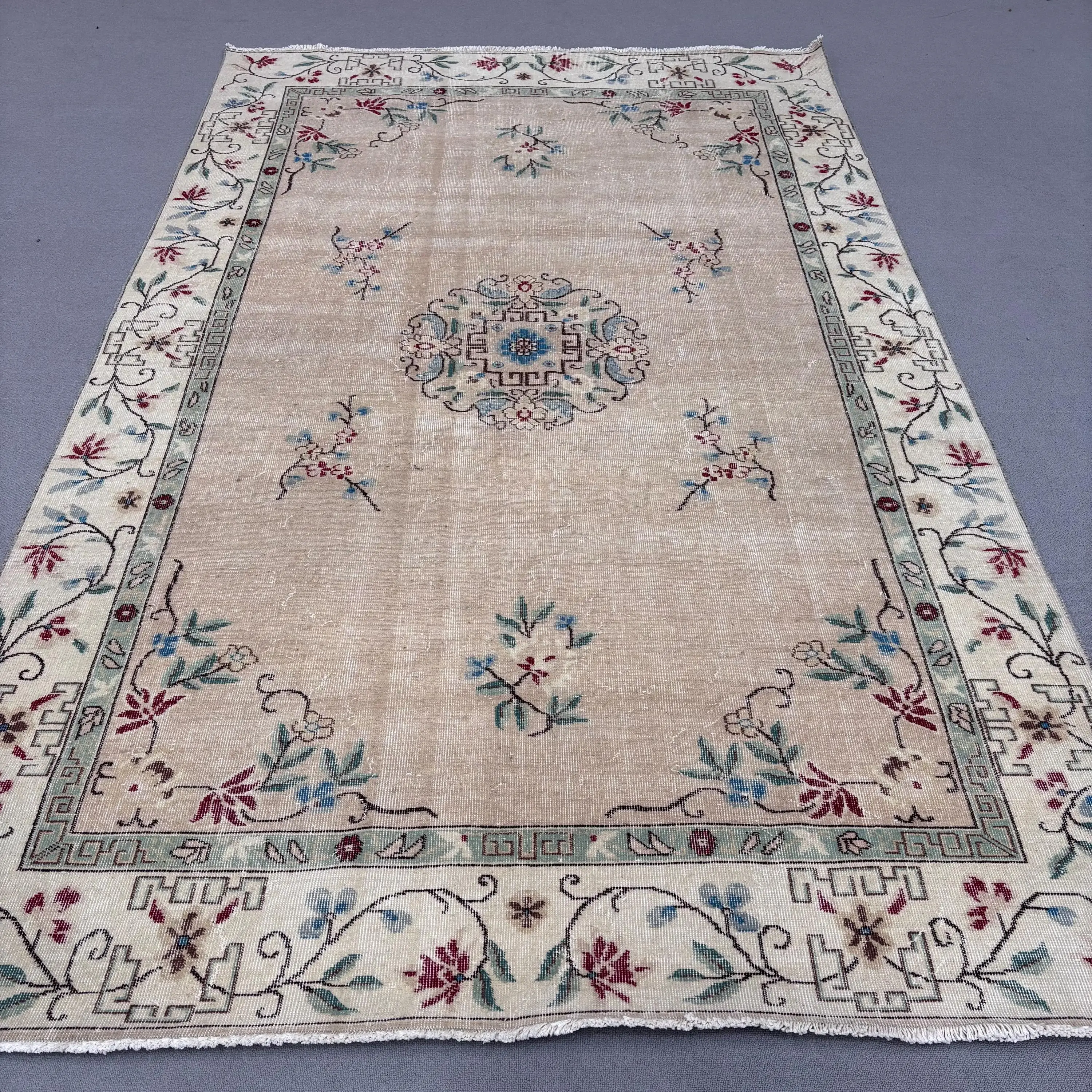 Türk Vintage Halısı 6.2x9.8 ft (190x299 cm), Kırmızı Mavi Çiçekli Halı - 1