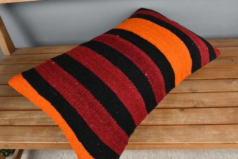 Vintage Kilim Throw Pillow, Turkish Pillow, 16x24 Red Pillow, Vintage Kilim Pillow, Turkish Corner Cushion Cover, Cushion Cover, Retro Pillow Sham - 2
