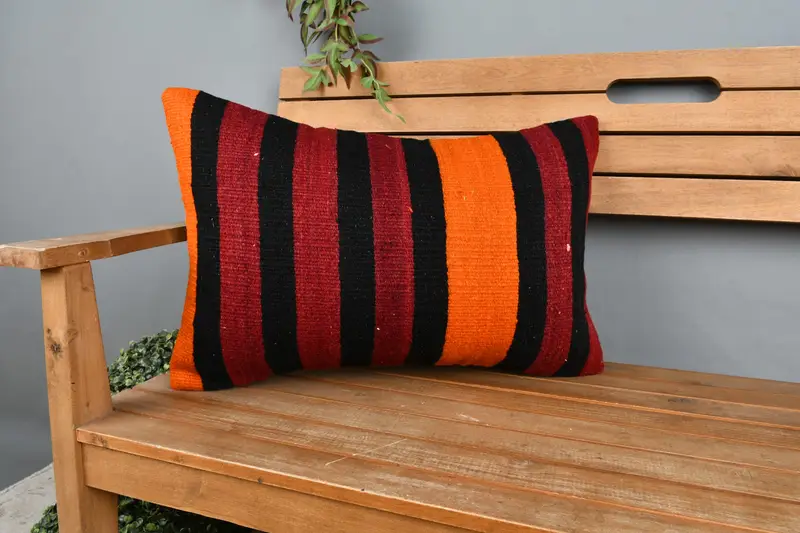 Vintage Kilim Throw Pillow, Turkish Pillow, 16x24 Red Pillow, Vintage Kilim Pillow, Turkish Corner Cushion Cover, Cushion Cover, Retro Pillow Sham - 1