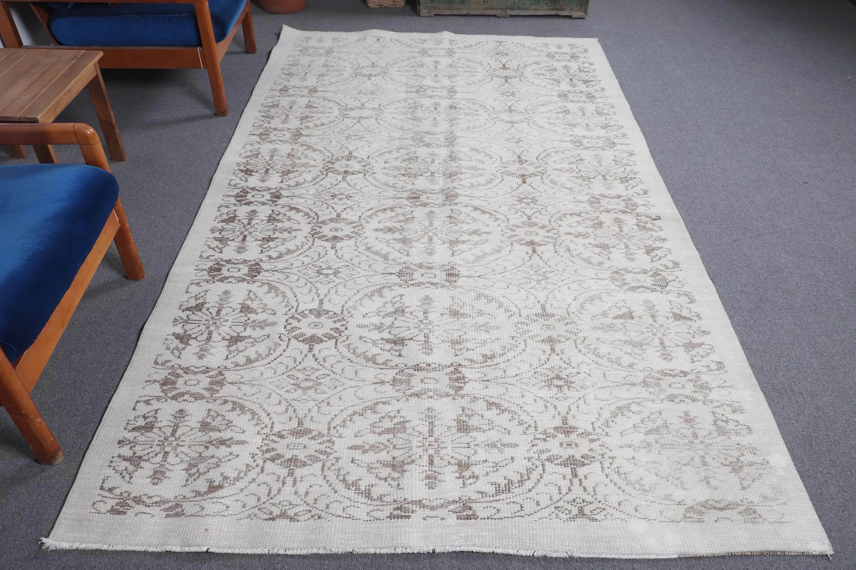 Türk Vintage Büyük Halı 5.3x9 ft, Beyaz Kahverengi Yün Halı - 1