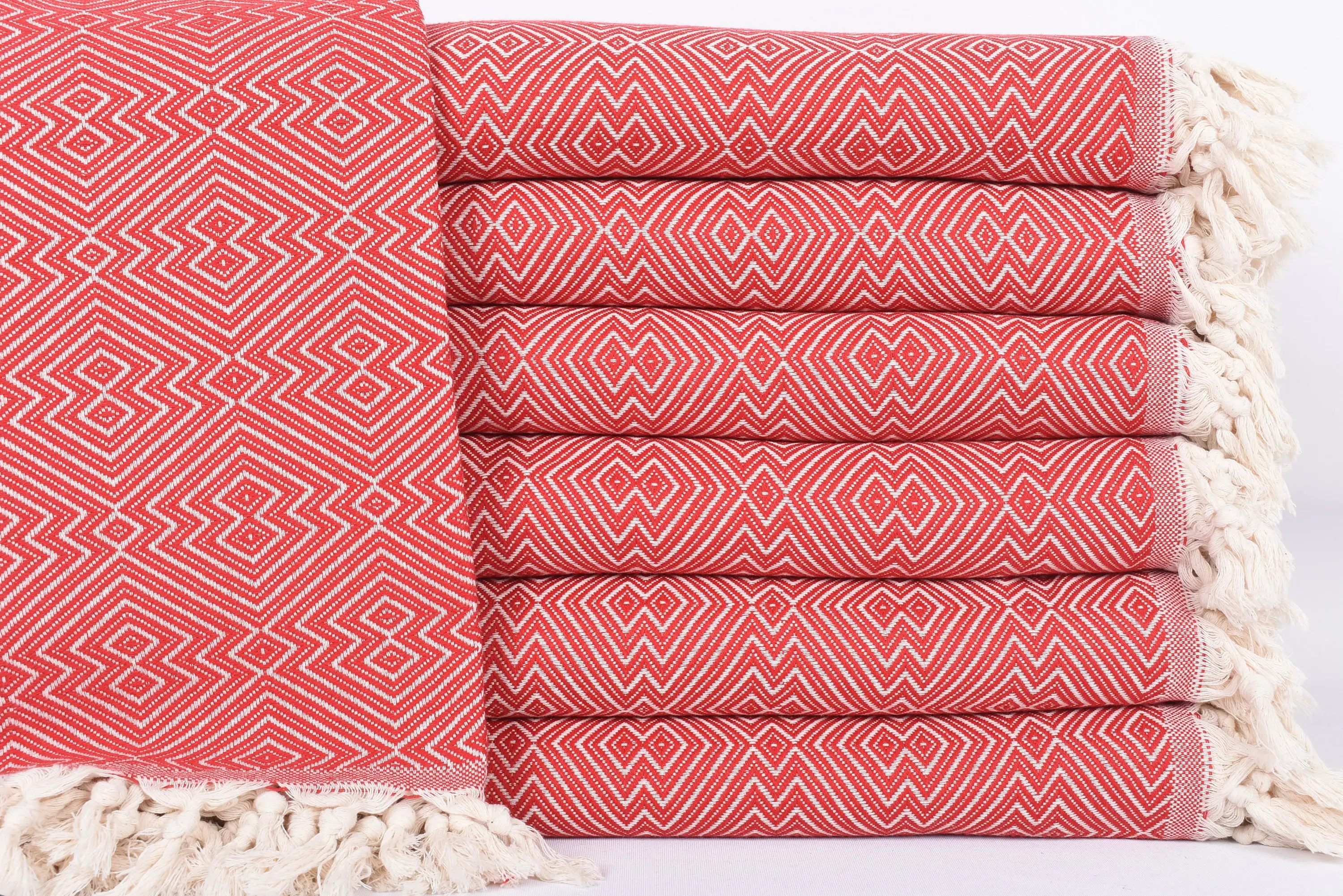 Red Diamond Throw Organic Cotton Blanket Animal Print, 91x79 Inches - 1