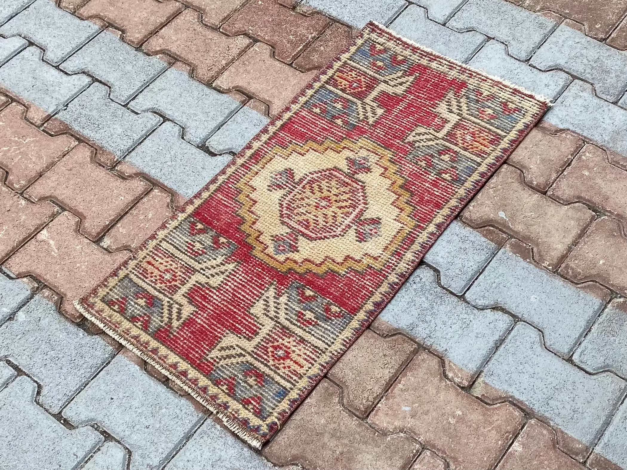 Turkish Vintage Rug 1.4x2.9 ft (43x89 cm), Red Floral Rug - 1