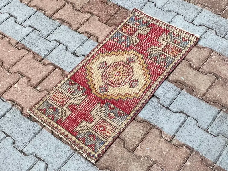 Red and Blue Rug, 1.4x2.9 ft Floral and Geometric Design