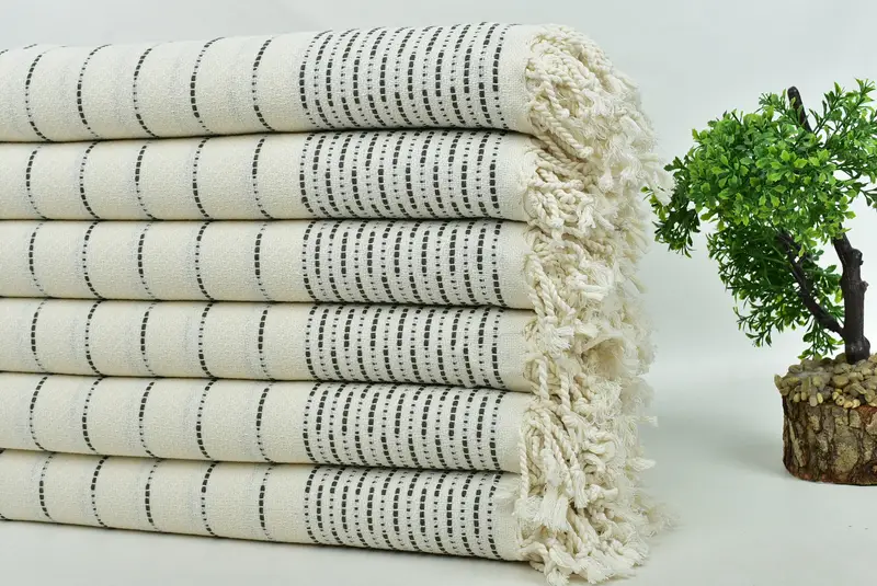 Beach Towel Bulk, Luxury towel, Turkish towel, Travel Towel, Bachelor Bachelorette Party Favors, Engagement Gift, 70x38 Cotton Striped Design Towel - 3