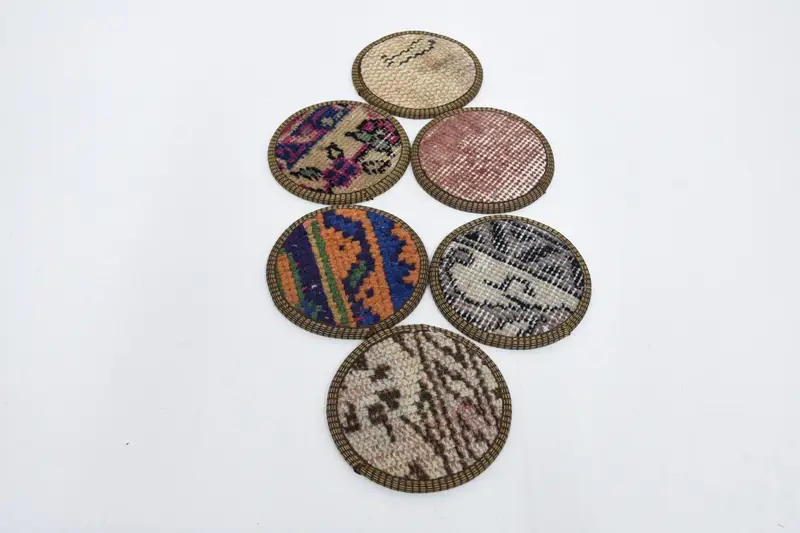 Ethnische Untersetzer in Bronze und Orange, langlebiges und stilvolles Untersetzer-Set