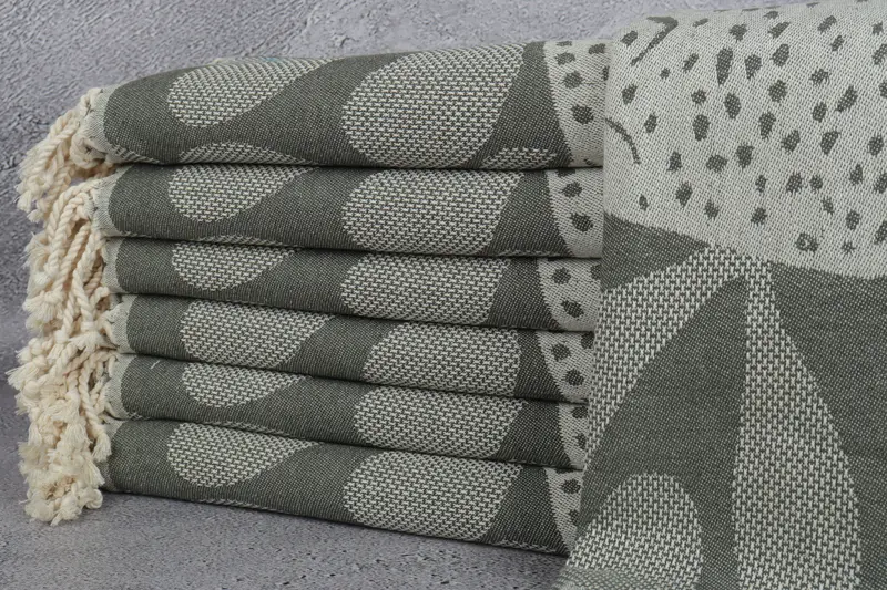 Wedding Gifts Towel, Personalized Turkish Towel, Bachelorette Party Decorations, Yoga Towel, Best Friend Gift Ideas, 70x40 Cotton Whale Design Towel - 2