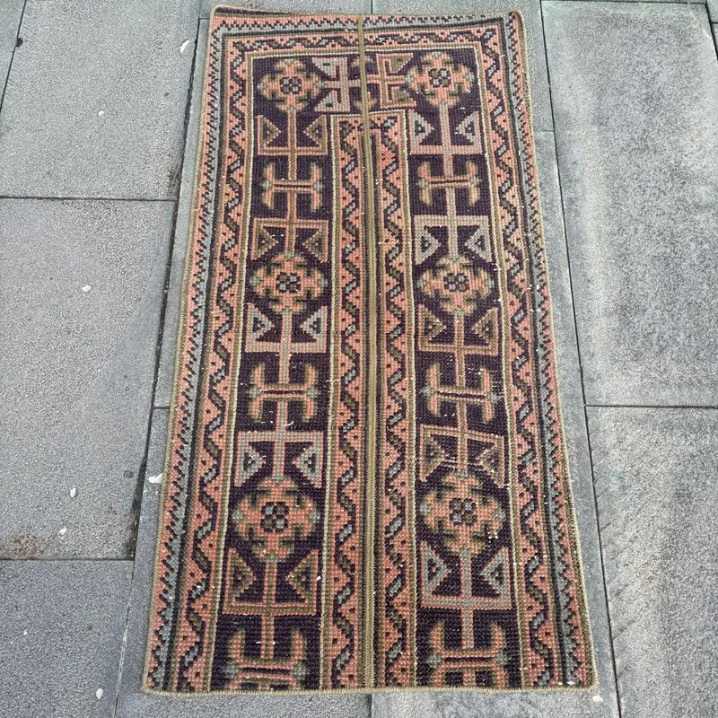 Vintage Turkish Small Rug 1.8x3.5 ft (54x107 cm), Brown Ombré Oushak Rug - 1