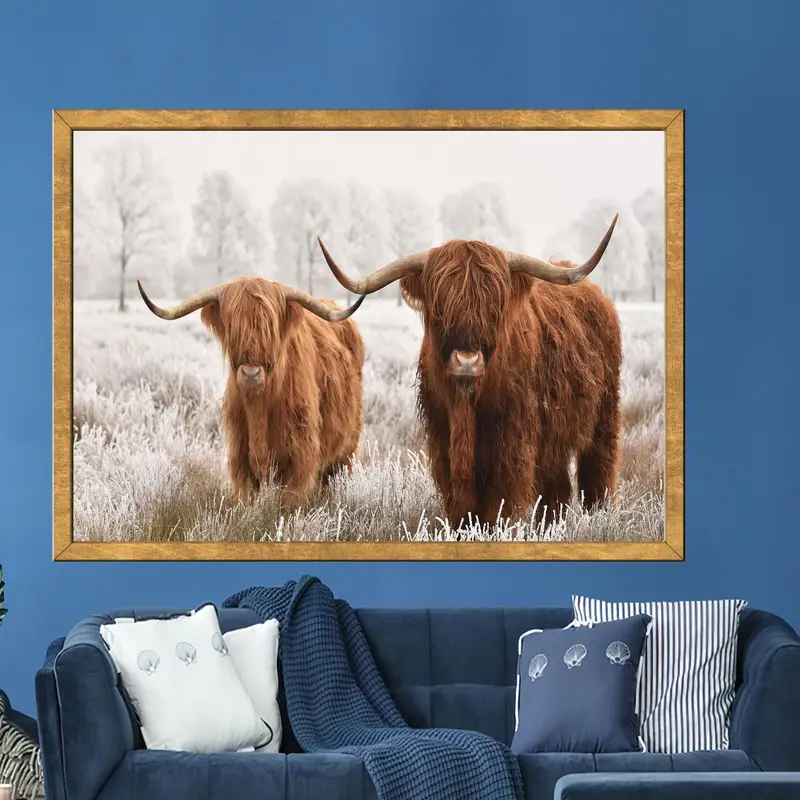 Elegant Scottish Cow Printed Glass - Coastal Farmhouse Charm