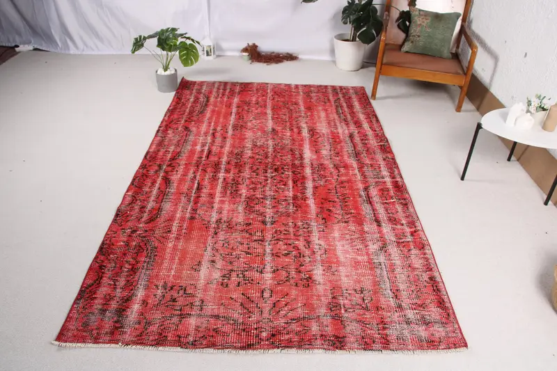 Vintage Area Rug 4.8x8 ft (145x245 cm), Oushak Red Bordered Turkish Rug - 1