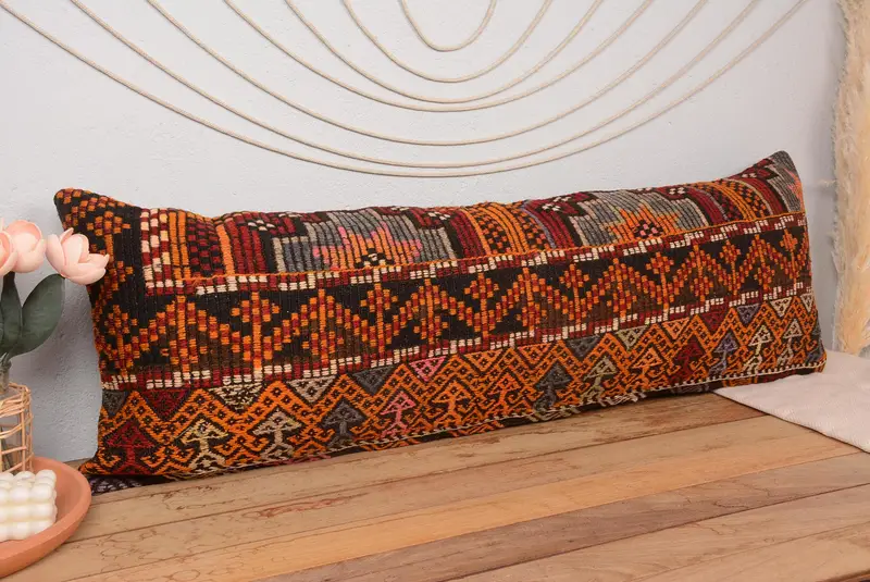 Geometrisches Wurfkissen in Orange und Braun, 16x48 handgemachtes Vintage-Kissen