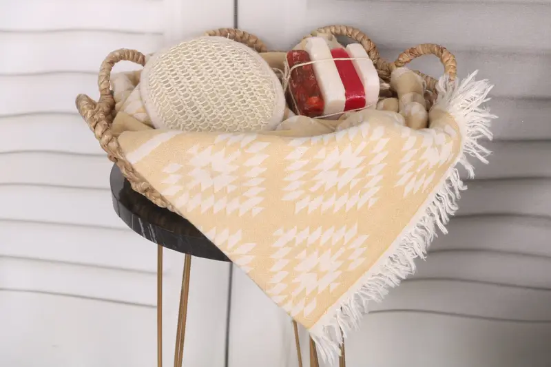 Turkish Towel Beach, Handwoven Turkish bath towel, Family Gift, Oversized Beach Towel, 70x36 Cotton Kilim Towel, Custom Beach Towel, Sand-free towel - 3