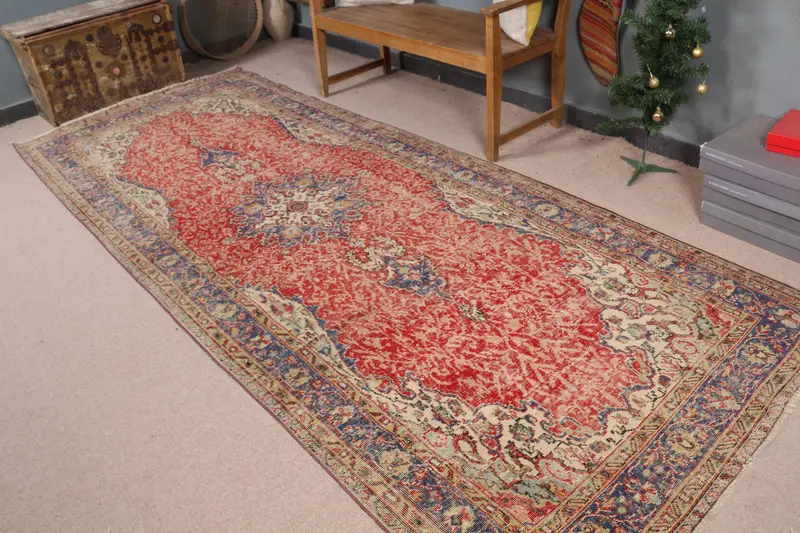 レッドパッチワークラグ、4.6x11.7フィートのエレガントな室内装飾