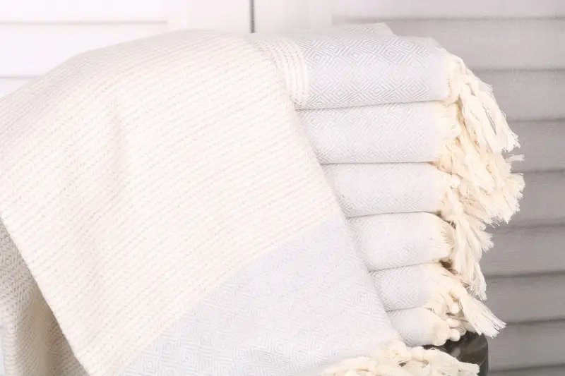 Diamond Towel Personalized Light Gray Cotton Towel, 36x71 Inches