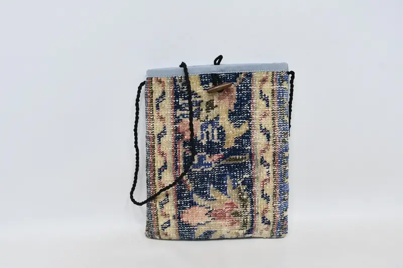 Ayarlanabilir Askılı Yün Çapraz Çanta, Vintage Motifli Kilim Çanta