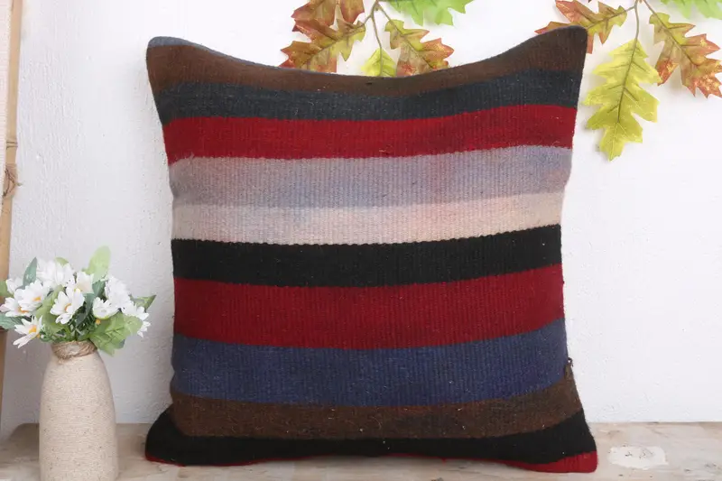 Kilim Pillow Cover, Muted Pillow Sham, Antique Pillows, Pillow Sham, Turkish Kilim Pillow, Crochet Pattern Cushion Cover, 18x18 Red Cushion - 2