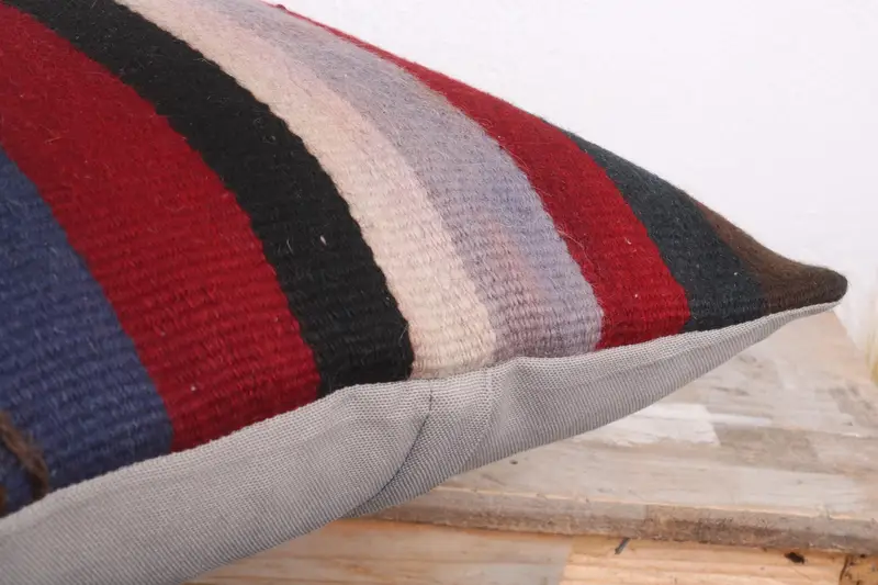 Kilim Pillow Cover, Muted Pillow Sham, Antique Pillows, Pillow Sham, Turkish Kilim Pillow, Crochet Pattern Cushion Cover, 18x18 Red Cushion - 6