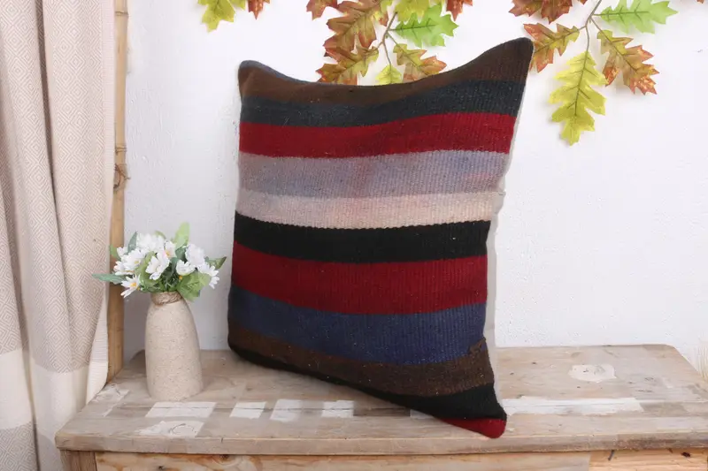 Kilim Pillow Cover, Muted Pillow Sham, Antique Pillows, Pillow Sham, Turkish Kilim Pillow, Crochet Pattern Cushion Cover, 18x18 Red Cushion - 4