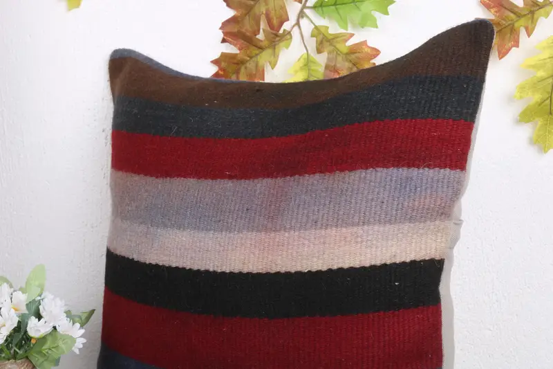 Kilim Pillow Cover, Muted Pillow Sham, Antique Pillows, Pillow Sham, Turkish Kilim Pillow, Crochet Pattern Cushion Cover, 18x18 Red Cushion - 5