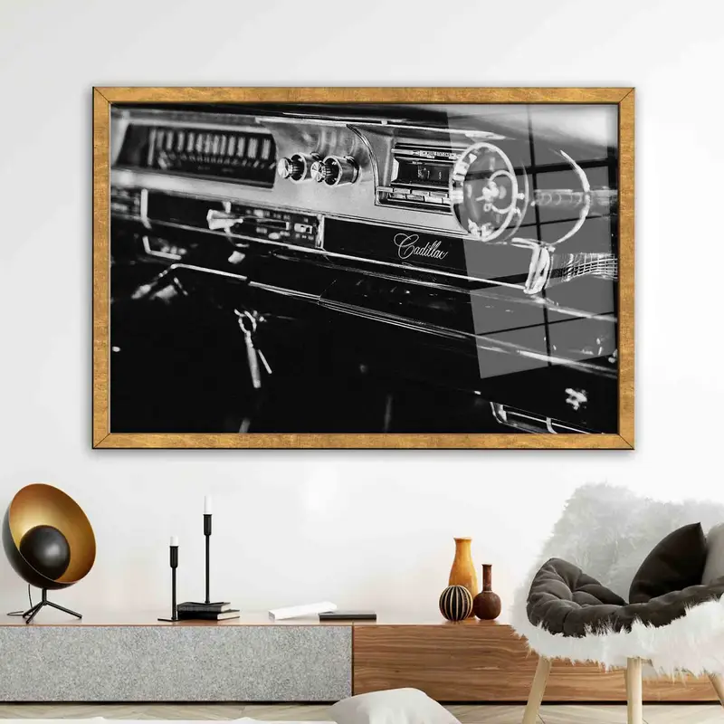 Vintage Elegance: Printed Glass for Antique Car Enthusiasts
